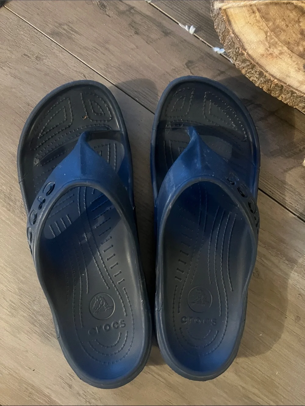CROCS Navy Blue Classic Flip Sandals